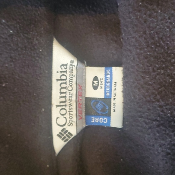 Columbia Vertex ski or snowboard jacket with hood. - Picture 4 of 6